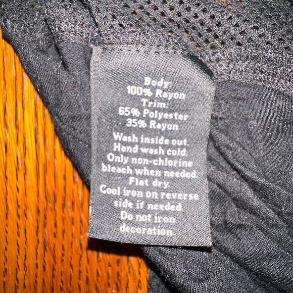 Rock & Republic Long Sleeve Black Shoulder Studded Mesh Blouse Size Medium - Picture 7 of 8